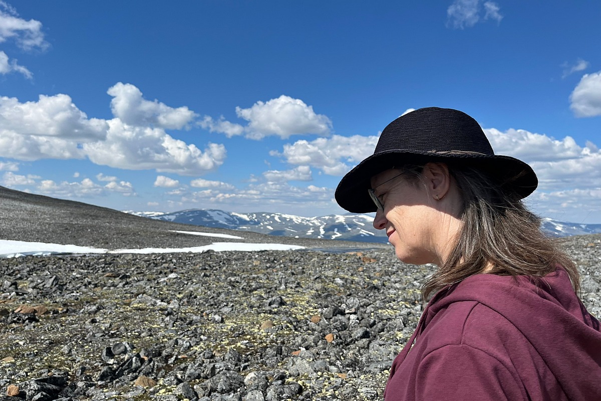JH23